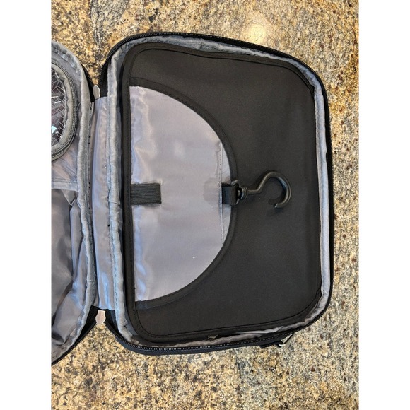 Travelon Complete Toiletry Bag‎ - RARE - Picture 7 of 11